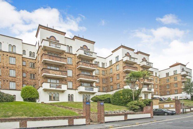 Flat to rent in San Remo Towers, Bournemouth
