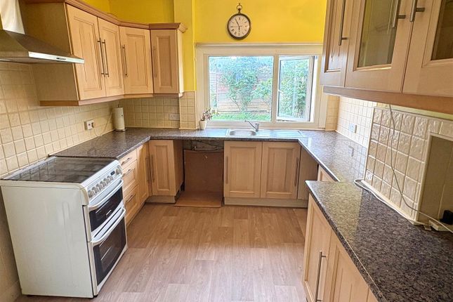 13, North Ham Road, Littlehampton photo 3