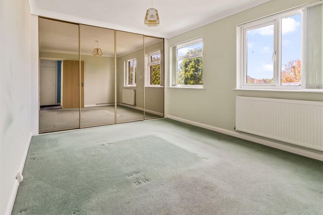 FFF, 17, Westlands, Worthing photo 4