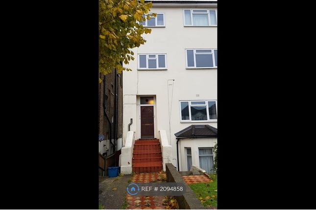 Thumbnail Flat to rent in Addiscombe Road, Croydon