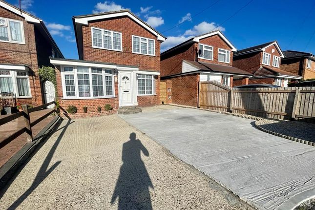 Thumbnail Detached house for sale in Harvest Road, Canvey Island