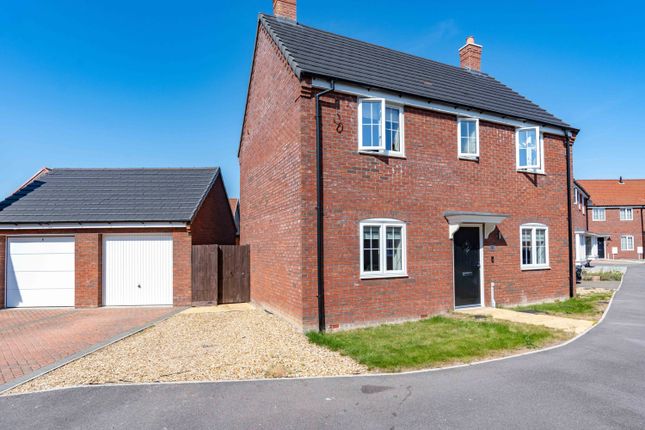Thumbnail Detached house for sale in Willow Court, Cowbit, Spalding, Lincolnshire