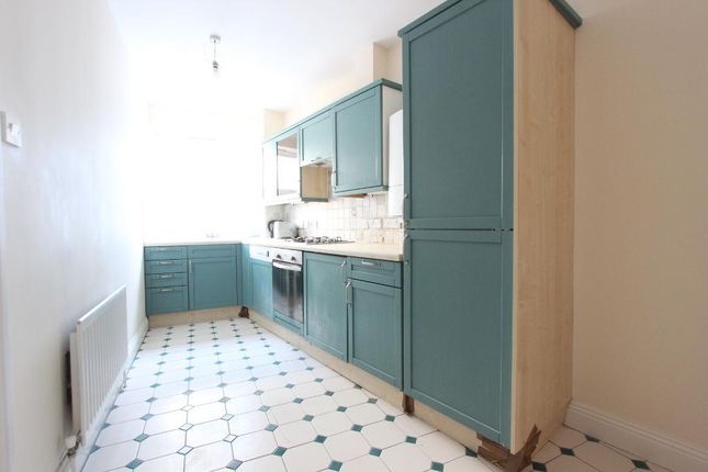 56 Leathermarket Court, Leathermarket Road, London photo 4
