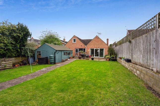 Thumbnail Bungalow for sale in Belmont, Wantage