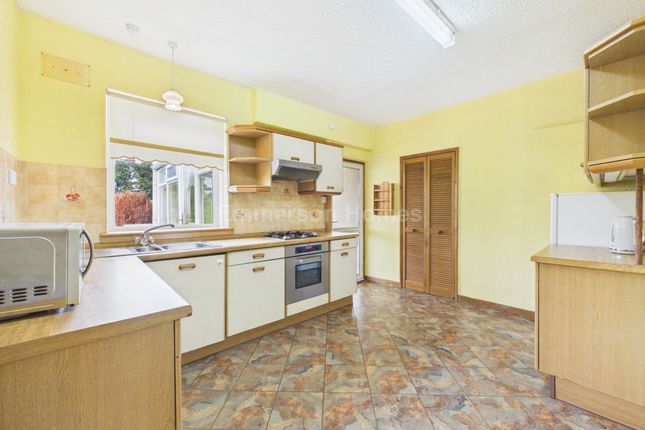 27, Glentyan Avenue, Johnstone photo 4