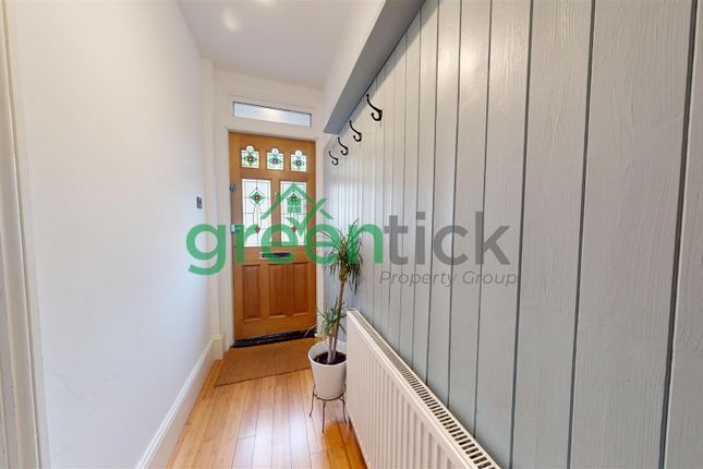 Clarence Road, London photo 3