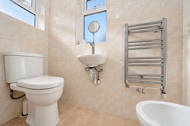 23 mobray road, aylesbury photo 3