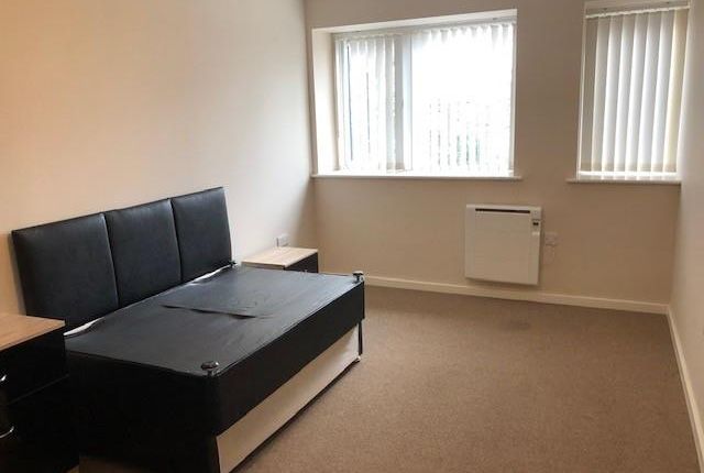 Thumbnail Flat to rent in Larch House, High Street, Kingswinford