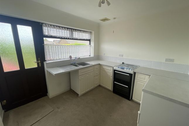 12, The Garth, Newton Aycliffe photo 4