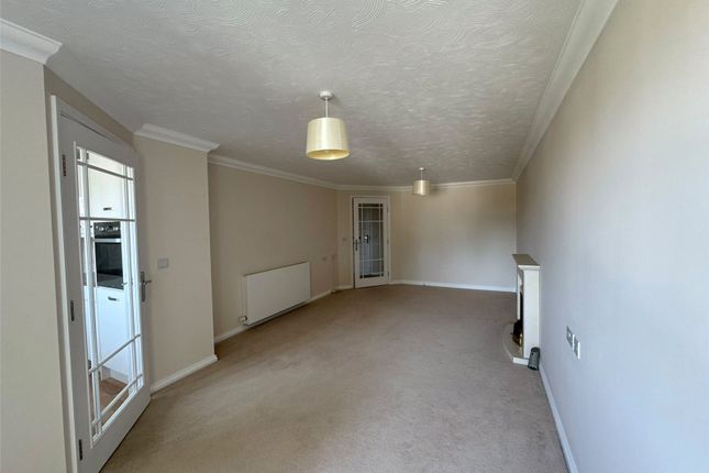 Apartment 41, Holyshute Lodge,, Langford Road, Devon photo 2