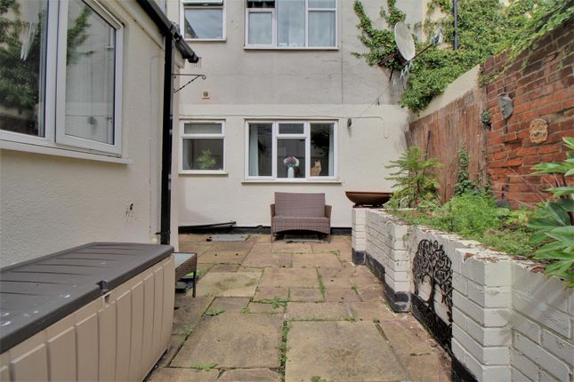 Flat for sale in Bristol Road, Gloucester