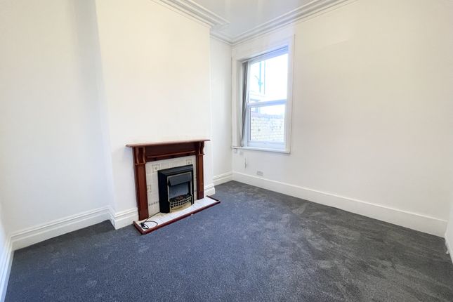 351, Lytham Road, South Shore photo 4