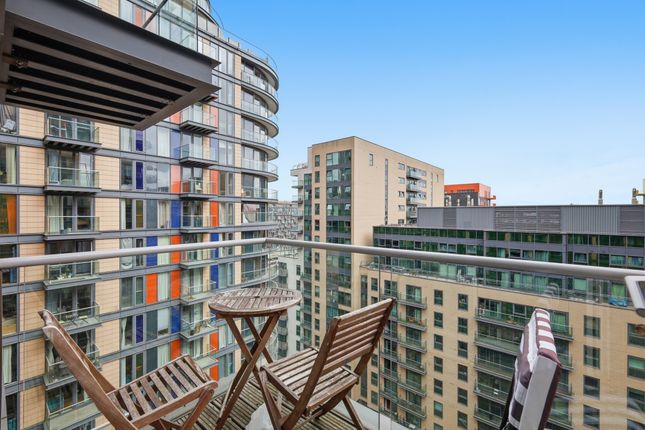 Copy of Flat 181, London photo 2