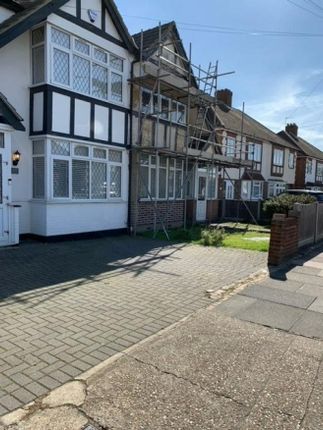 Thumbnail Semi-detached house to rent in Suttons Lane, Hornchurch