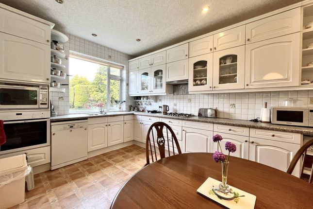 12, Oakwood Drive, Fulwood photo 3
