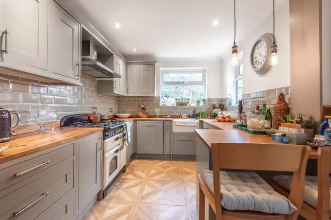 79-83, London Road, Buckinghamshire photo 5