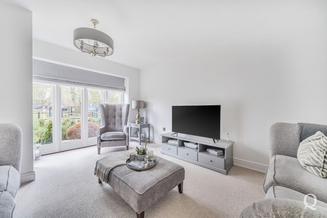 3, Blaxland Grange, Sittingbourne photo 4