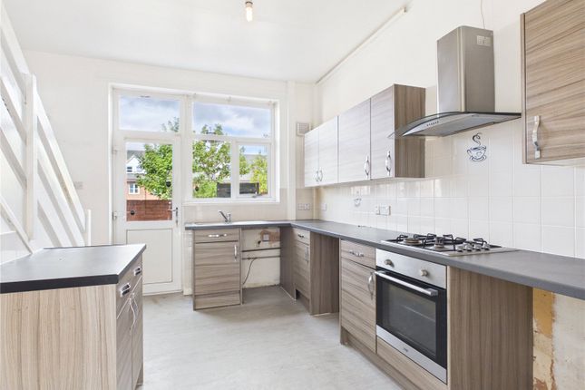 33, Alexandra Road, Greater Manchester photo 4