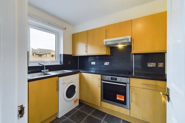 37 Flat 9, Parkside Terrace, Edinburgh photo 4