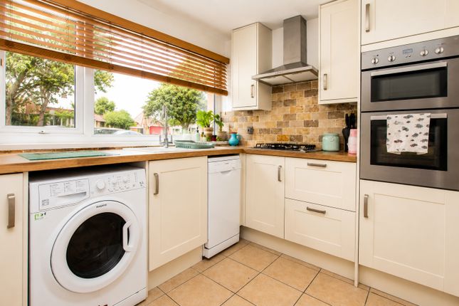 43, Highfields, Nettleham photo 4