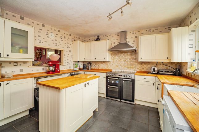 56, Mount Skippet Way, Dorchester photo 4