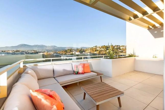 Thumbnail Apartment for sale in Cagnes-Sur-Mer, 06800, France