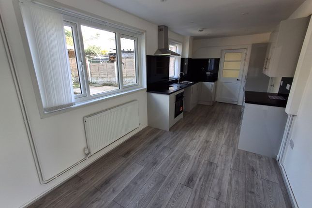 14, Springfields Road, Stoke On Trent photo 4
