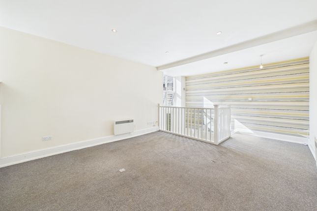 Flat 8, 28, Bath Street, Cheltenham photo 2
