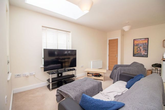 Flat for sale in Abbess Way, Waterlooville