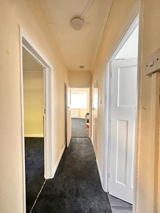 88 Balfour Road, Southall photo 4