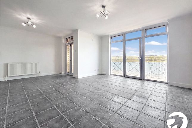 Flat 2, Mayflower House,, Valetta Way, Kent photo 5