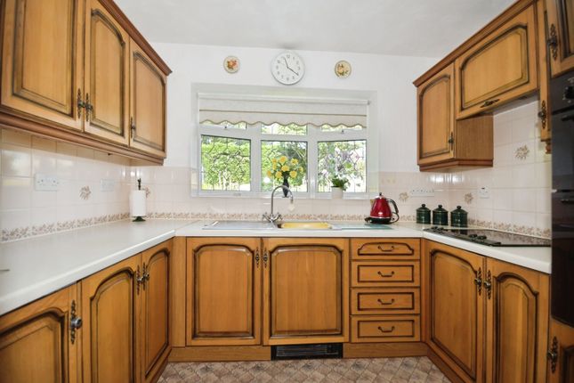 75, White Knowle Park, Derbyshire photo 4