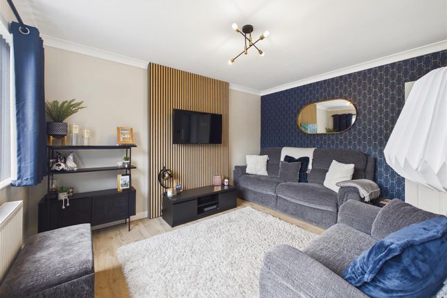 34, Ravensdale Road, Dronfield photo 3