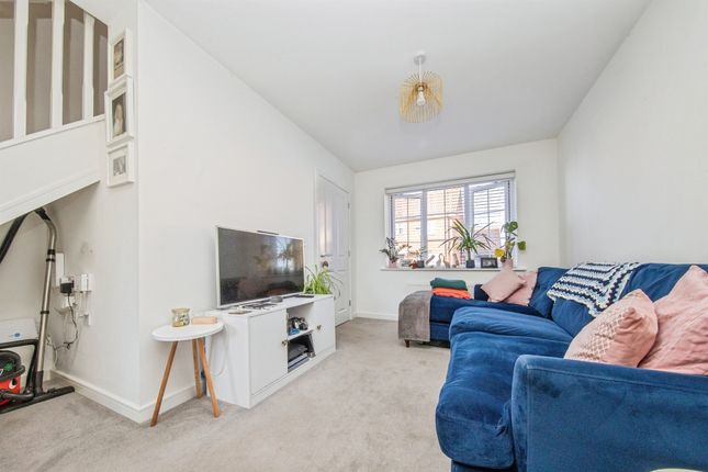 5, Chaplin Drive, Clacton-On-Sea photo 3