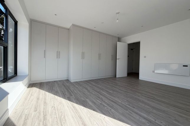 Flat 3, 23 Dunstable Place, Luton photo 4