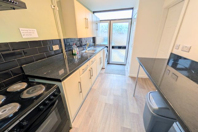 310, Hendre Farm Drive, Newport photo 3