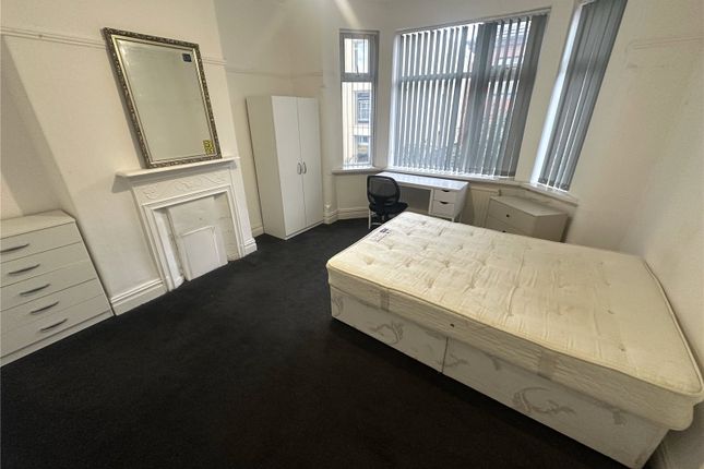 Heald Grove, Manchester photo 4