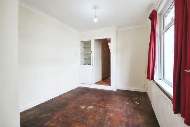 12, Aldsworth Road, Cardiff photo 4