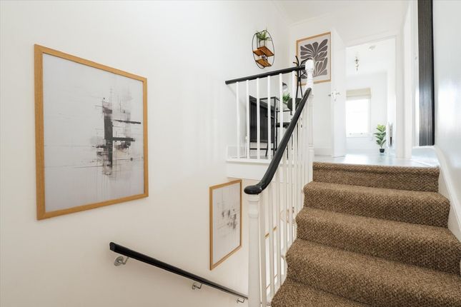 10, Askew Road, Shepherd's Bush W12 photo 4