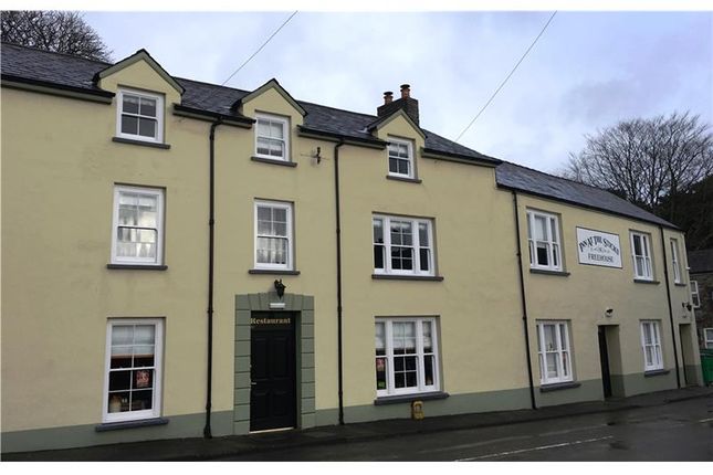 Inn At The Sticks High Street Llansteffan Carmarthen Hotel Guest House To Let In Inn At The Sticks High Street Llansteffan