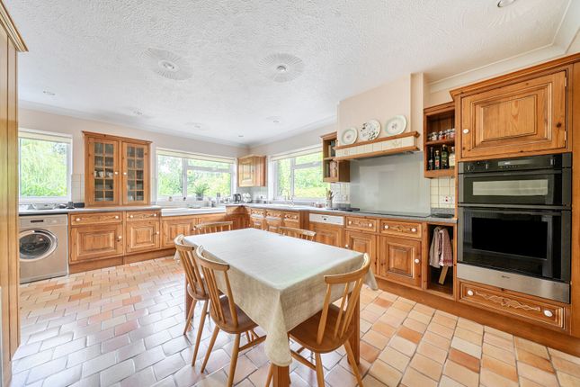 Carinya,, Chapel Lane, Thatcham photo 4