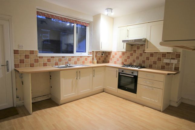 Terraced house to rent in Pink Place, Blackburn