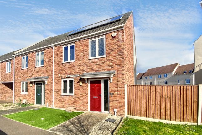 2-bed semi-detached on 51, Sandpiper Way, King's Lynn, £190,000