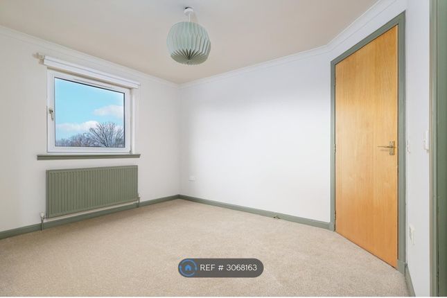 Springvale Court, Saltcoats photo 5