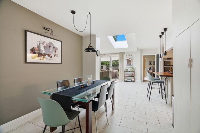 11, Hill Top Lane, Saffron Walden photo 2