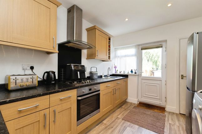 15, Farndale Road, Middlesbrough photo 4