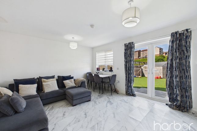 1 Broomfield Gate, Barlornock, City of Glasgow photo 2