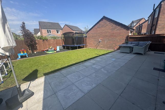 7, Town Farm Road, Newent photo 4