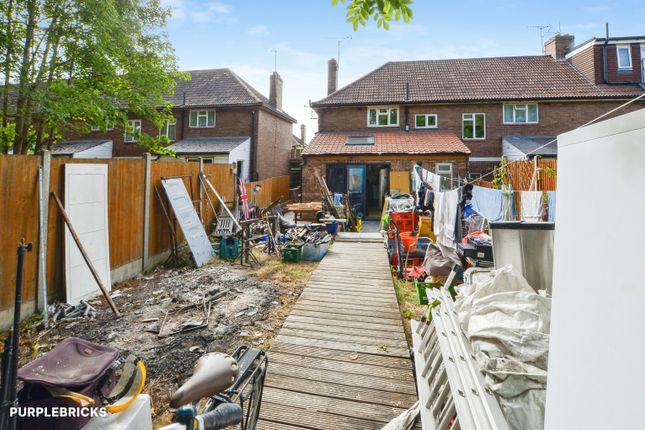 34, Galsworthy Road, London photo 4