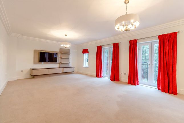 End terrace house to rent in Beechcroft Close, Sunninghill, Berkshire